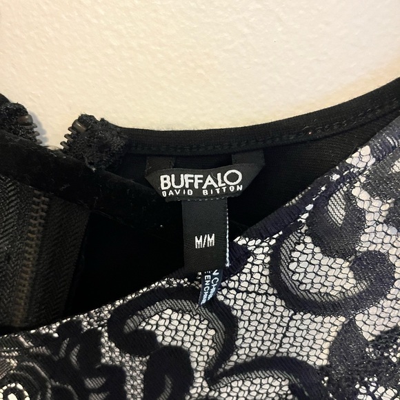 *NEW* Buffalo Black Bodycon Dress size Medium - Picture 4 of 5